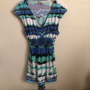 Sleeveless top turquoise blue white color